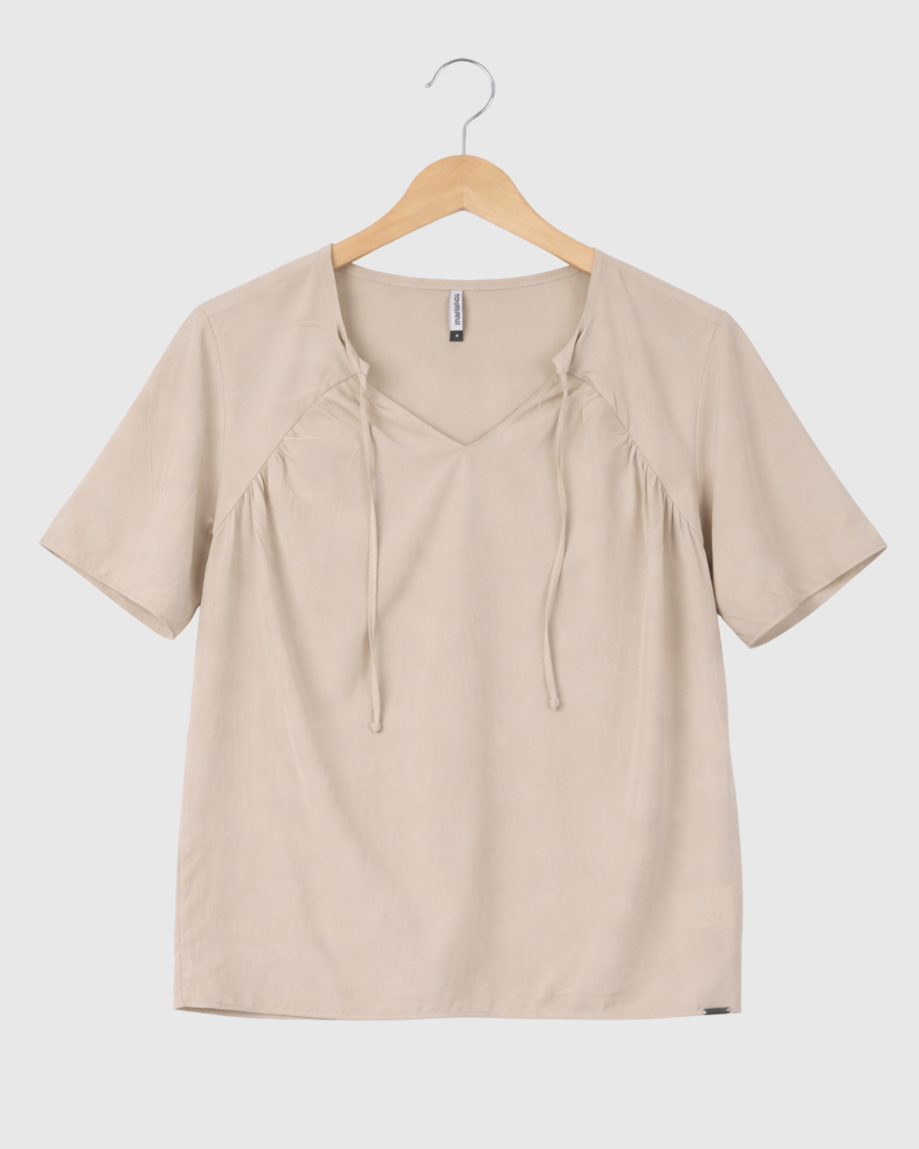 Blusa Marialícia Feminina Manga Curta em Malha Viscose Bege -