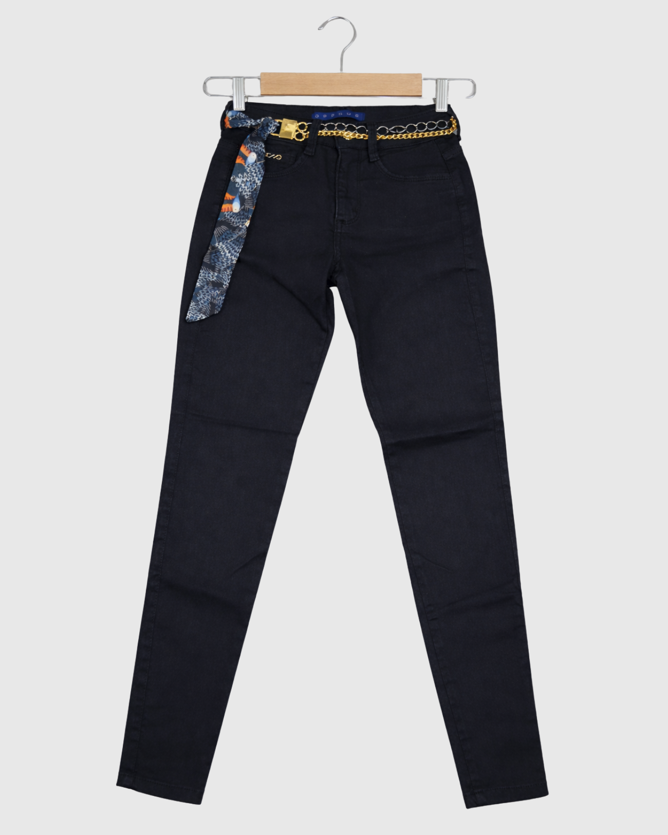 Calça Skinny Jeans Preta Cintura Alta com Cinto – Oppnus Cigarrete
