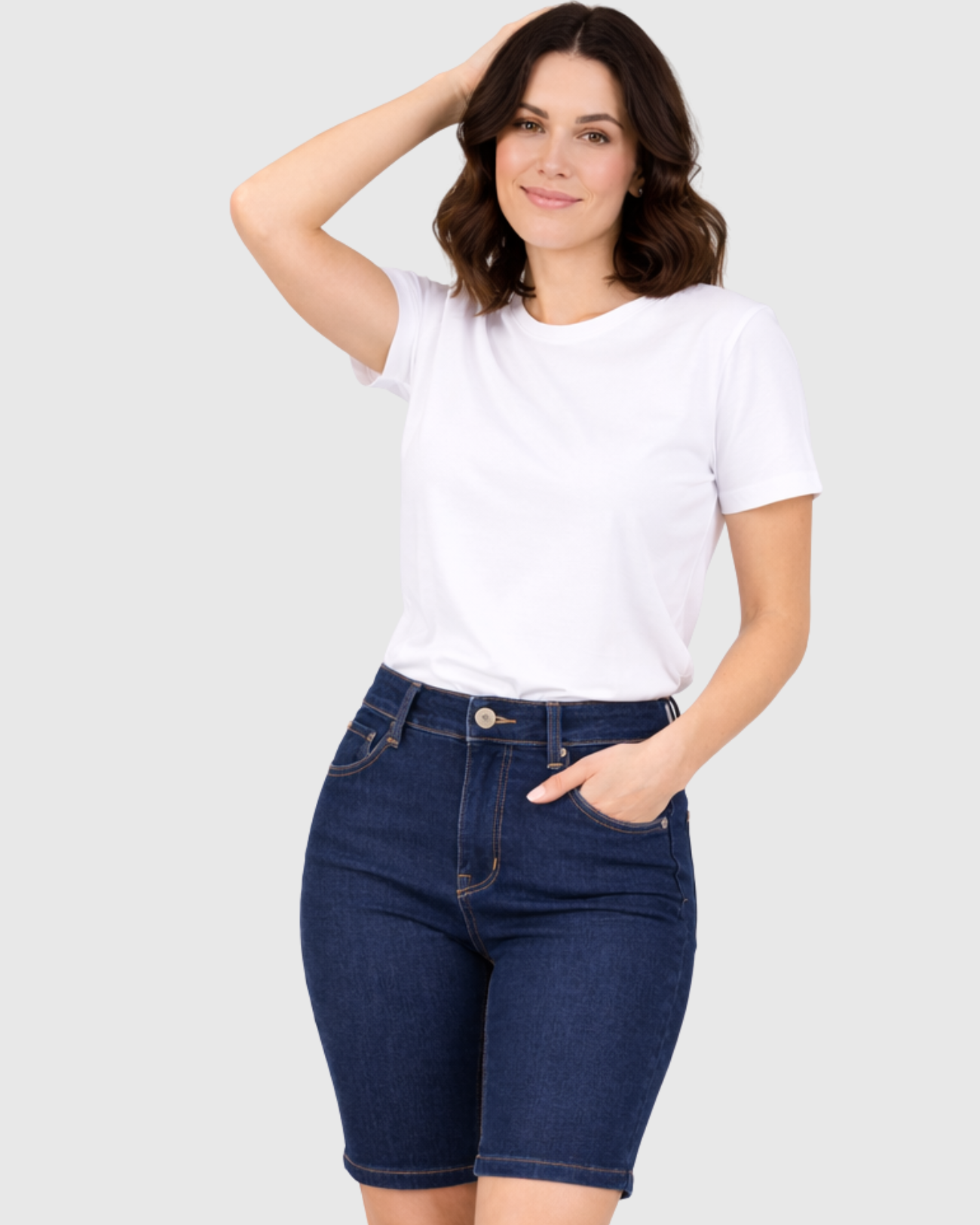 Bermuda Jeans Feminina Oppnus Cintura Alta até o Joelho