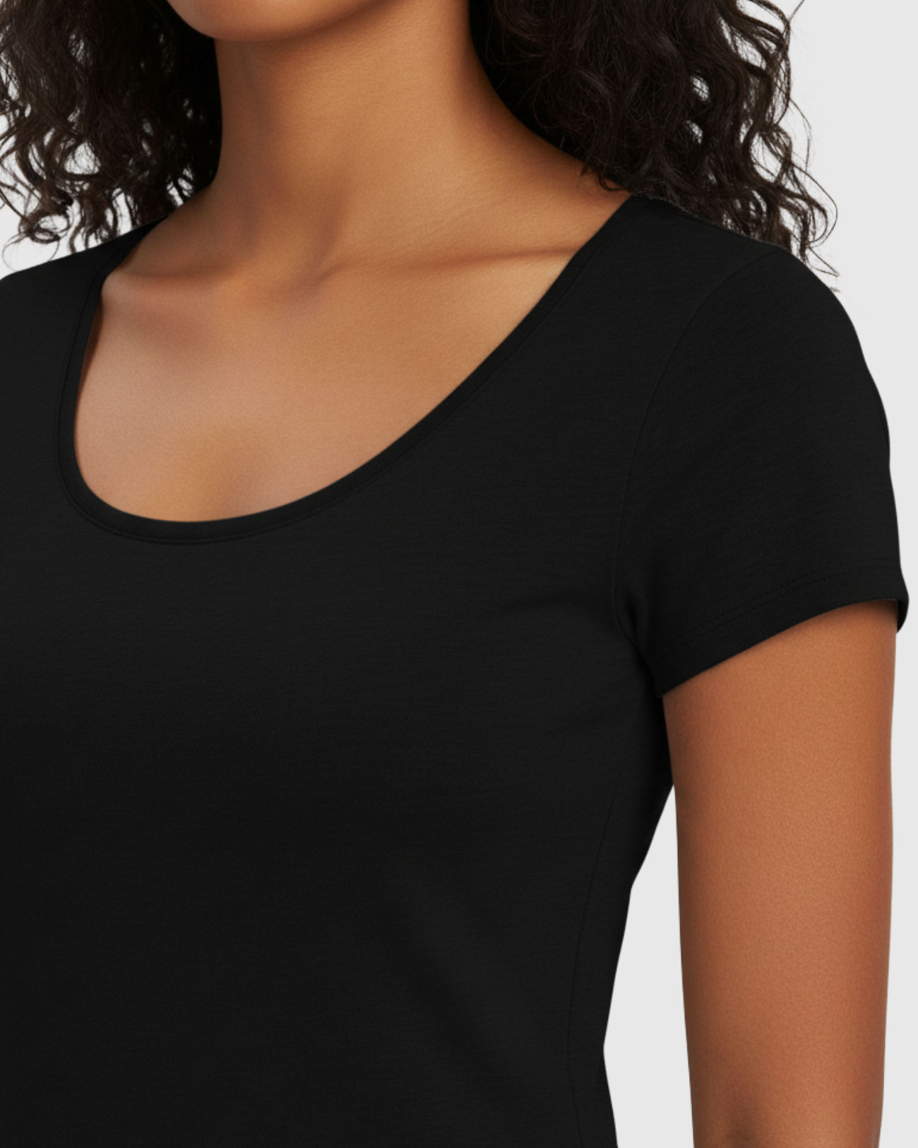 Blusa Básica Feminina Preta Marialícia com Manga Curta