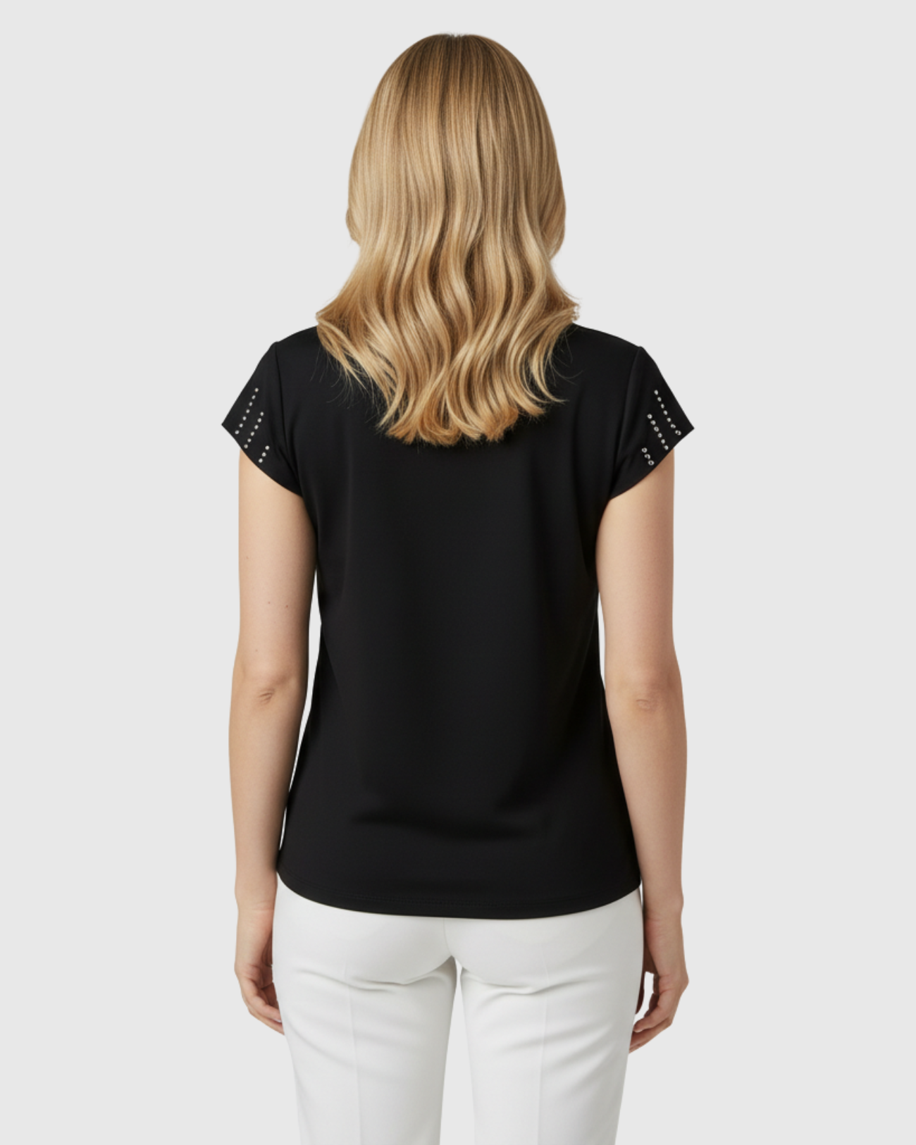 Blusa Feminina Marialícia Manga Curta com Bordado Preta -