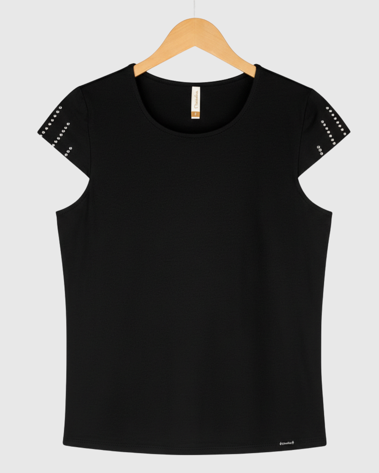 Blusa Feminina Marialícia Manga Curta com Bordado Preta -