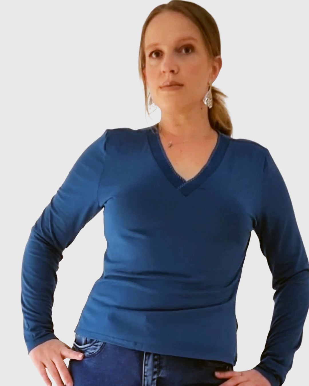 Blusa Manga Longa Decote V Azul