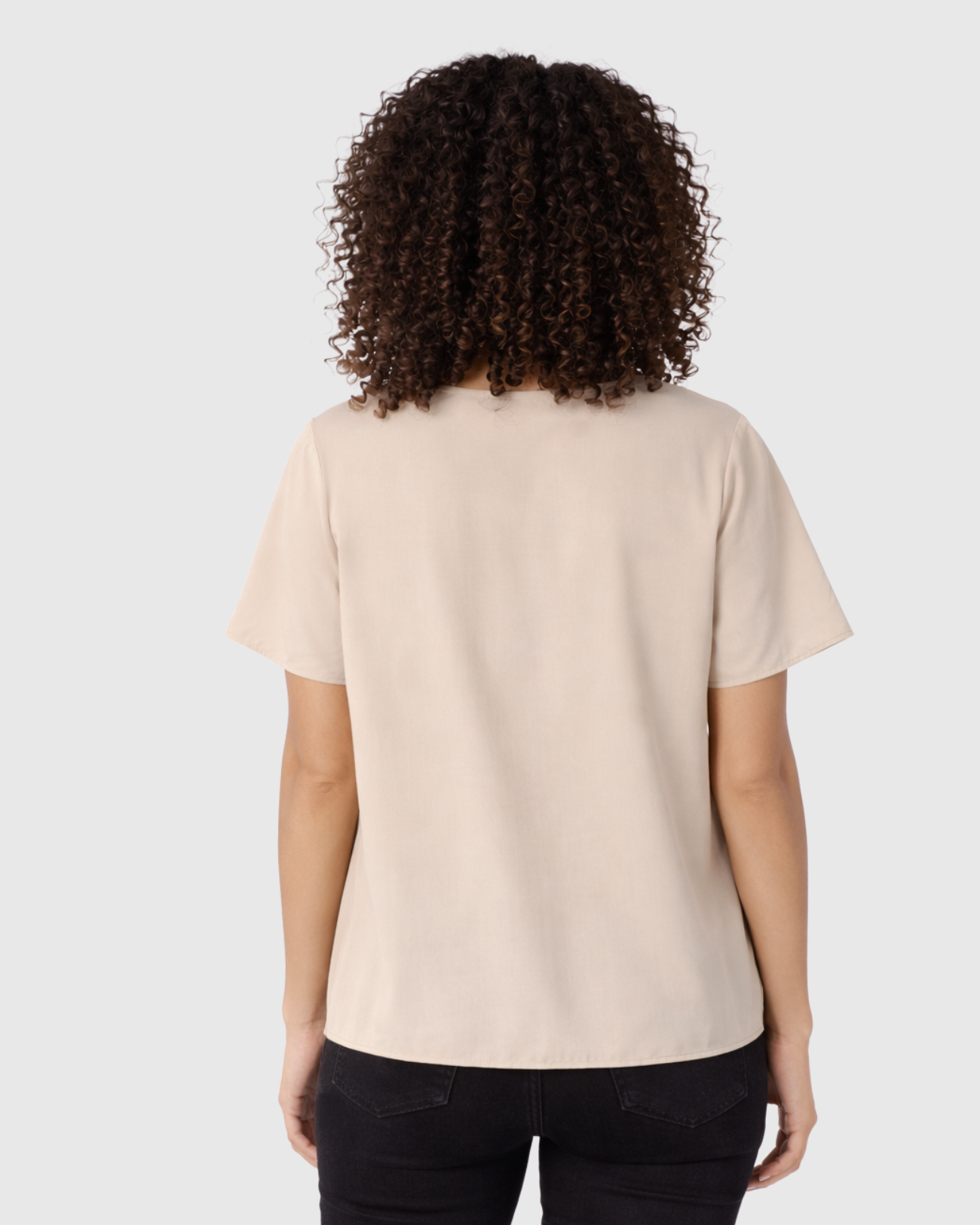 Blusa Marialícia Feminina Manga Curta em Malha Viscose Bege -