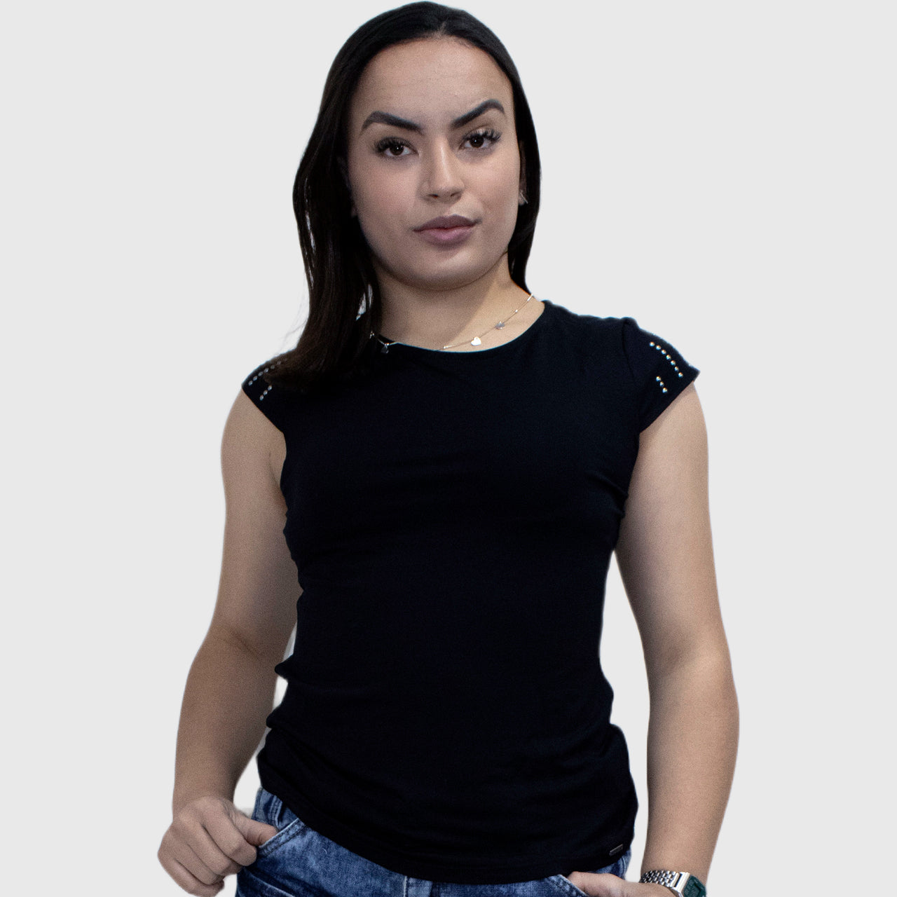 Blusa Marialícia Manga Curta Bordada Preta - Preto Casual Chique