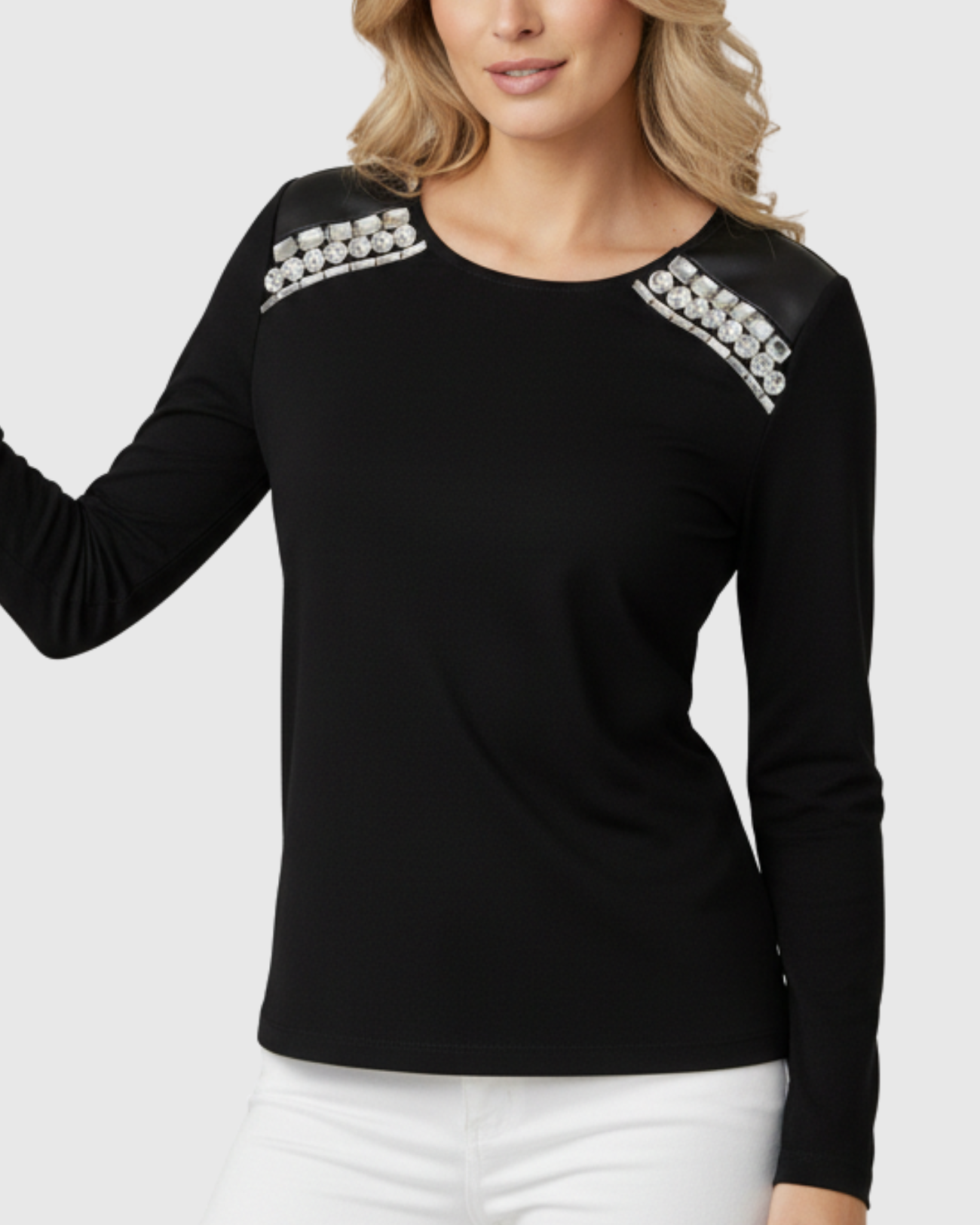 Blusa Preta Feminina Manga Longa com Pedraria – Nega Rio